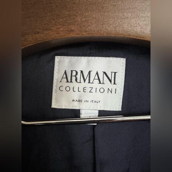 Armani Collezioni Jackets & Coats |
Armani Collezioni Black Blazer - Picture 3 of 3